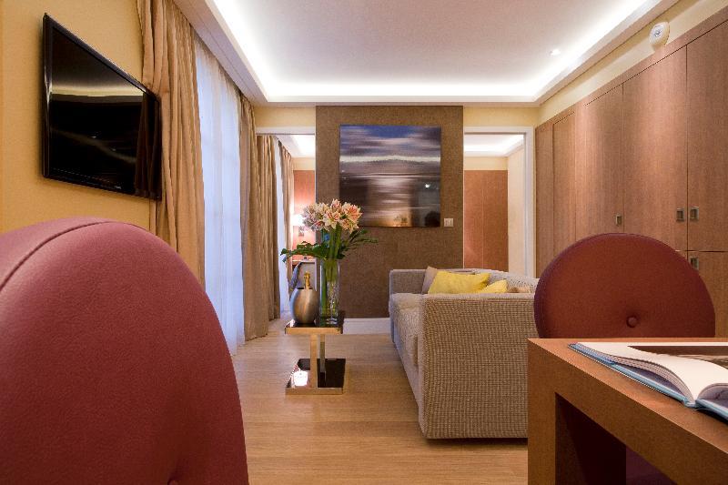 Des Ecrivains 3* Paris