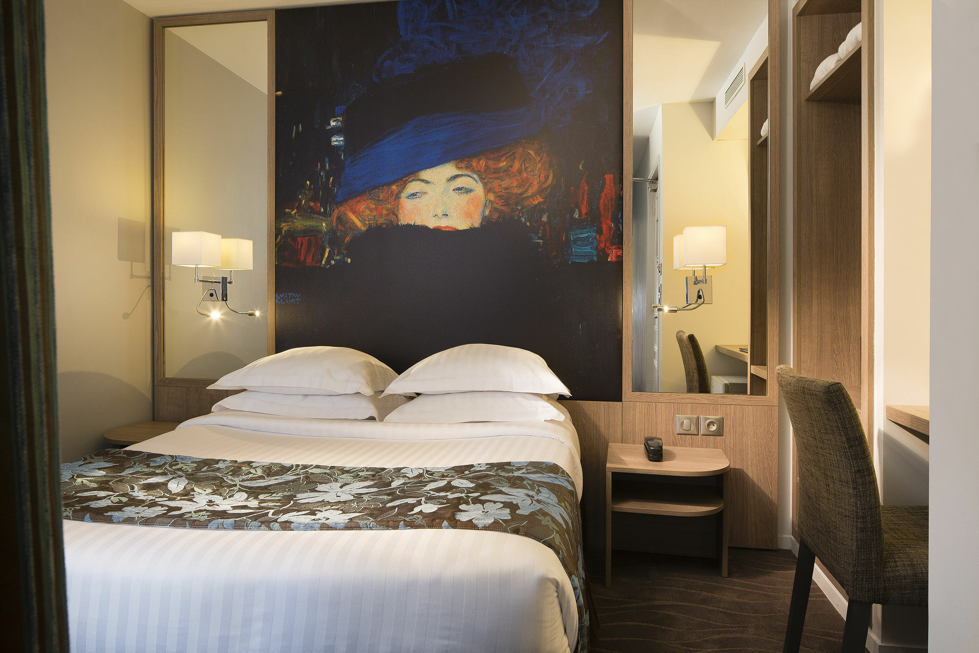 Hotel Turenne Le Marais Paris