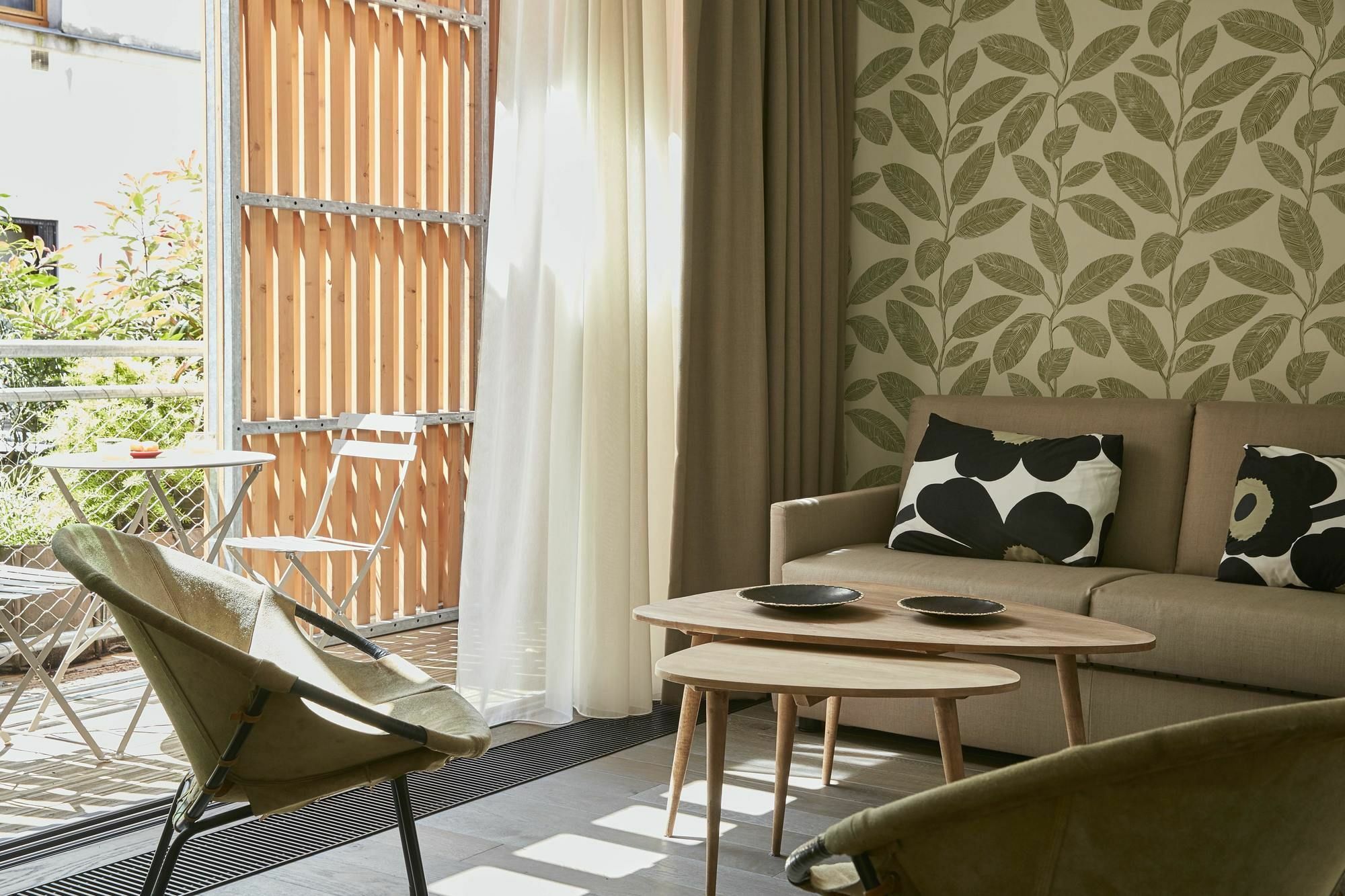 Bed & Breakfast Eden Paris