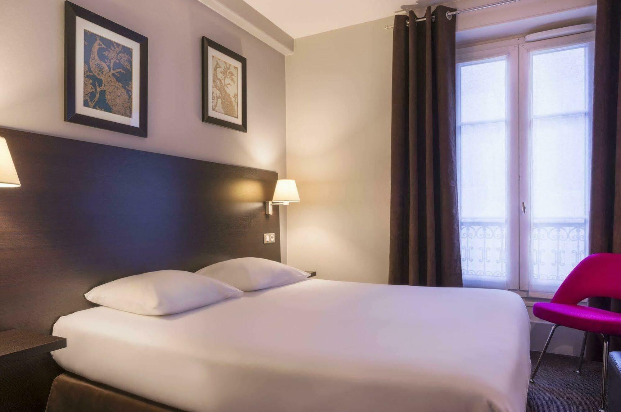 Hotel Des Ecrivains 3*