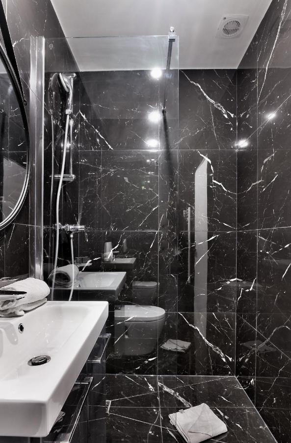 99 - Urban Fabulous 6 Bedrooms Appartement Paris