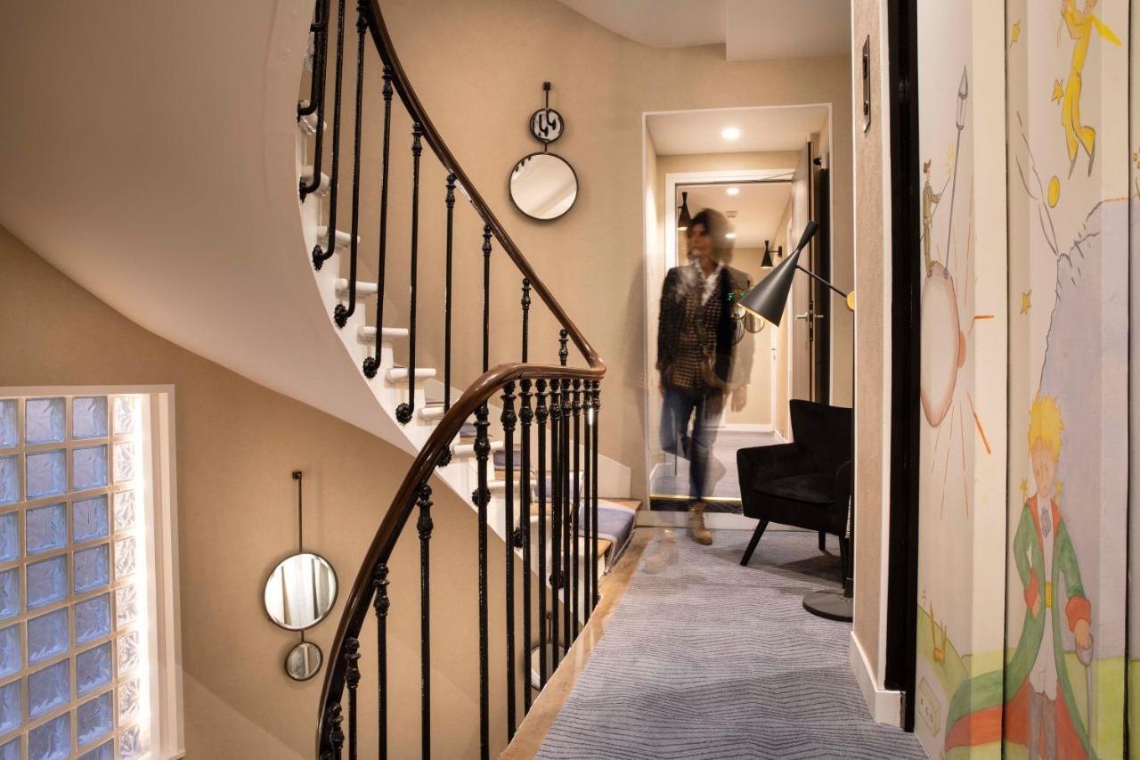 Hotel Des Arts Montmartre Paris