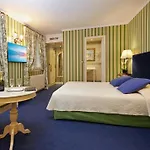 Hotel Beaubourg