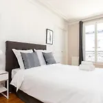 Latin Quarter - Pantheon City Apartment