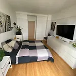GRAND F2 Avec vue sur la maison de Georges Brassens