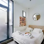 Cosy Apartment 2 Pers Voltaire