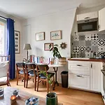 Charming Apartment For 2 People - Paris 18