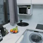 Champs Elysees & Arc De Triomphe - Cityapartmentstay