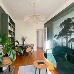 Renewed And Well-Decorated Apartment In Paris 12Th
