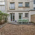 Rent A Room Apartments - Degas