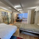 Chambres Studio Eleusis-Paris