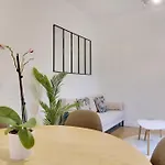 Pick A Flat\'S Apartment In Reuilly-Diderot - Rue De Reuilly