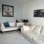 Appartement Pied De Montmartre