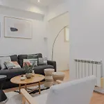 Charming Apartment 1Bdr - Courcelles