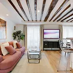 Modern Apartment - 3Br-8P - Le Marais-Bastille