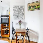 Guestready - Studio Cosy Pres Des Attractions