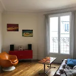 2 Pieces Lumineux Avec Balcon Filant