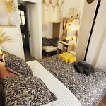 Appartement Familial Refait A Neuf Centre Paris 20Eme