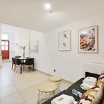 Charming Apartment -1Br - 4P - Gare District