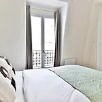 Appartement Cosy Face De Paris Montparnasse - II