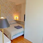 New Sunny Flat Near Montorgeuil