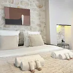 Brand New Apartment In Le Marais