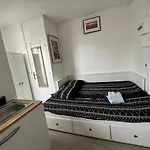 Cozy Studio Nearby Champs Elysees 7