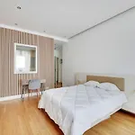 Sophisticated Appt 4 Bdr 8P - 17E Porte D\'Asnieres