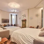 57 - Luxury Parisian Home Sebastopol 1
