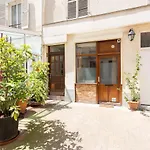 Charming Small Duplex - Heart Of Paris