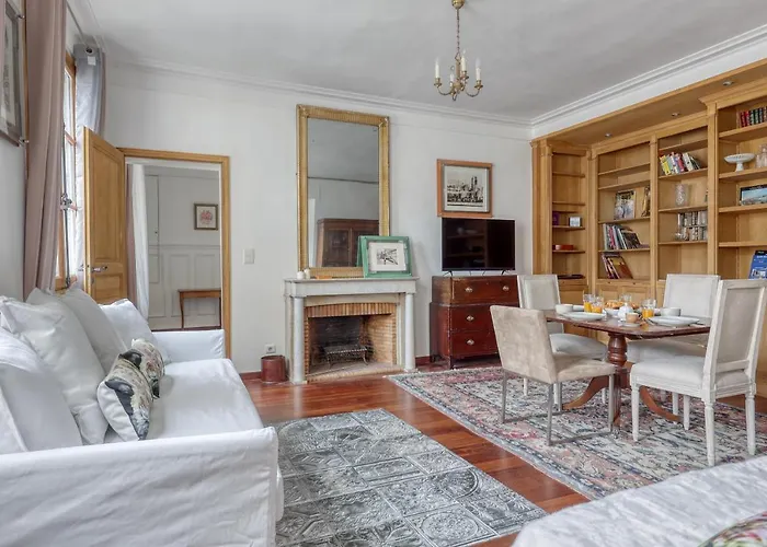 Bohemian & Authentic Parisian Flat - Paris 07