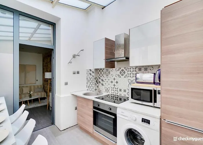 Cosy Apartment 2 Pers Voltaire