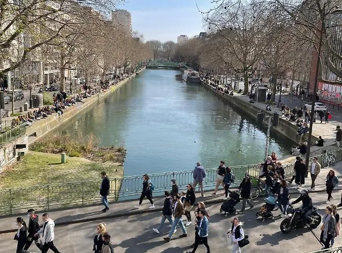 Joli 2 Pieces Au Coeur De Paris Et Proche Canal