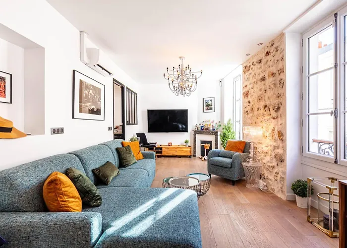 Guestready - Bright Retreat Near The Wall Of Love