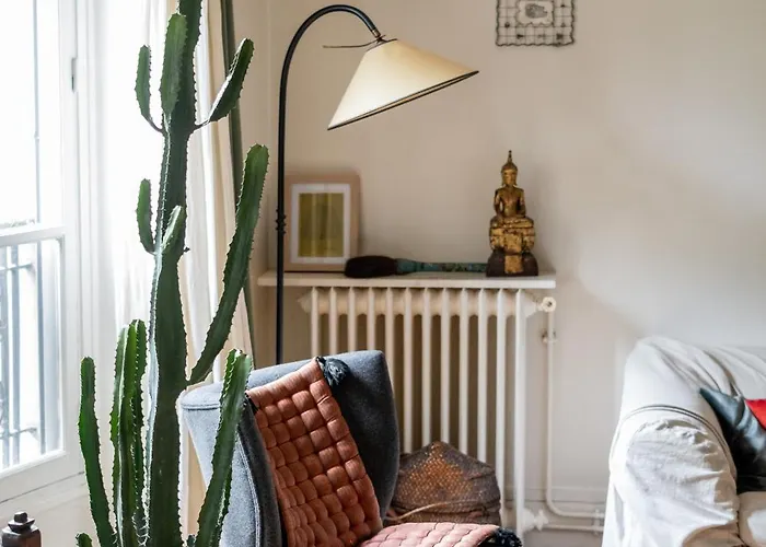 Veeve - Boho On The Boulevard