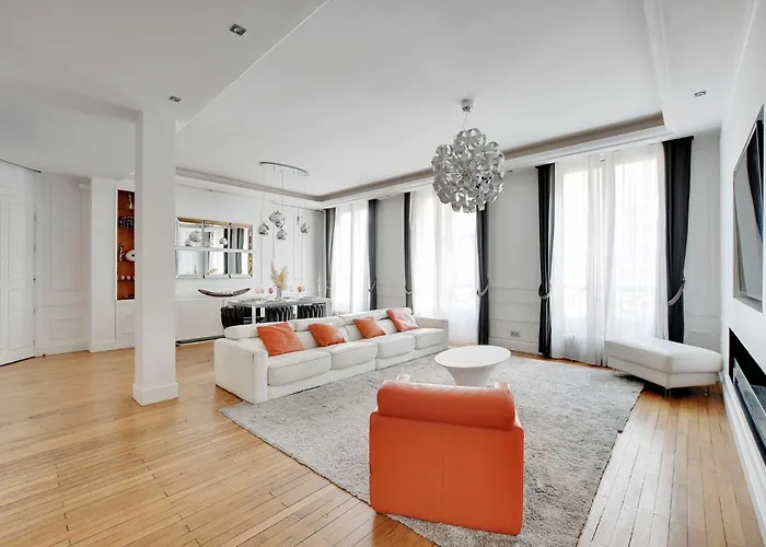 Sophisticated Appt 4 Bdr 8P - 17E Porte D\'Asnieres