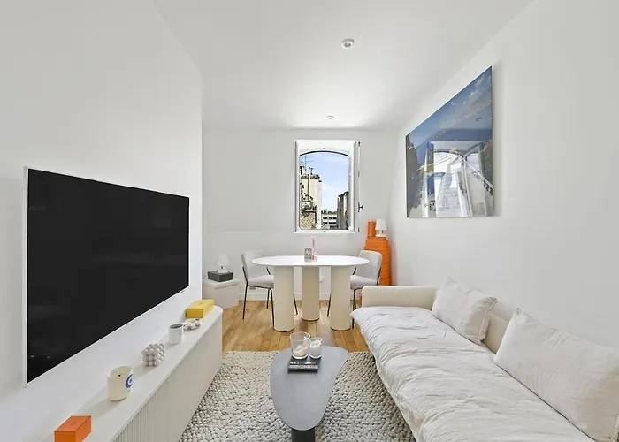 2 Room Apartment - 16Th