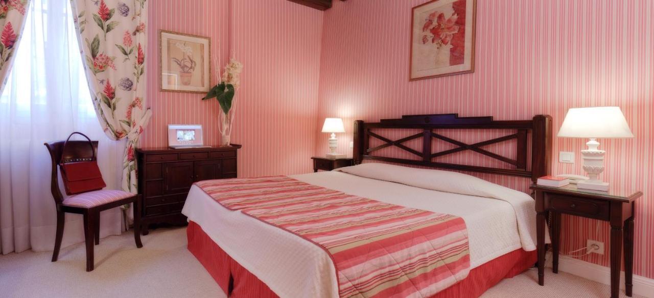 Hotel Beaubourg Paris