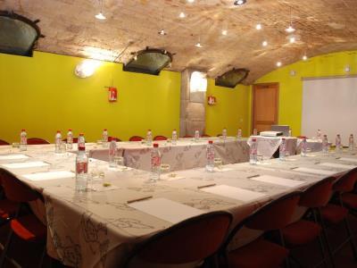 Claret Bercy Hotel