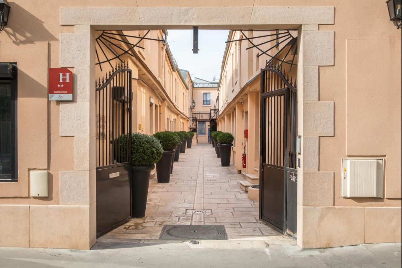 De L'horloge Aparthotel