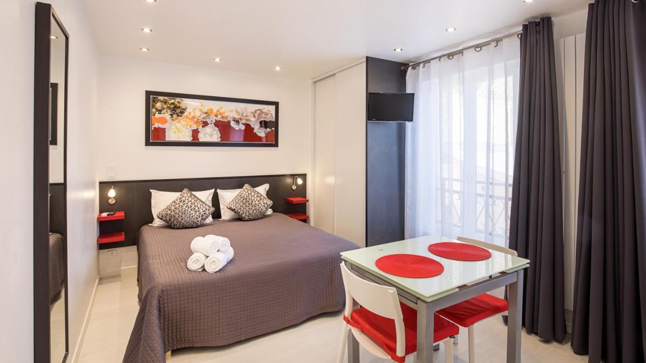 De L'horloge Aparthotel Paris
