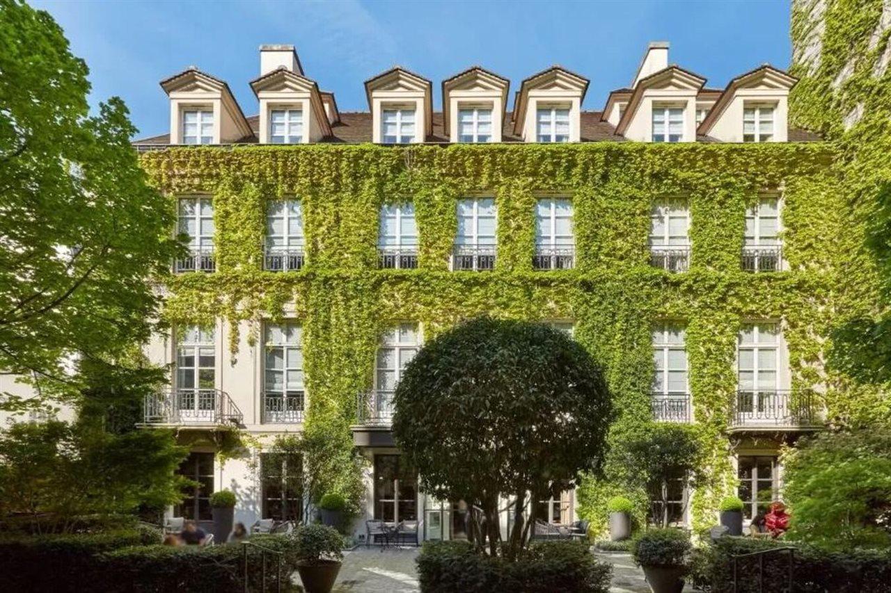 Le Pavillon De La Reine Hotel