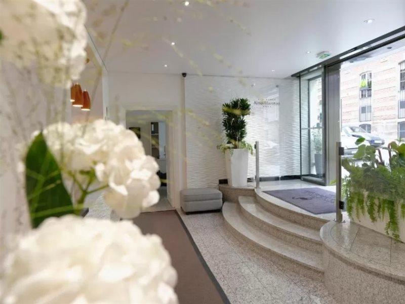 Alma Marceau 4* Paris