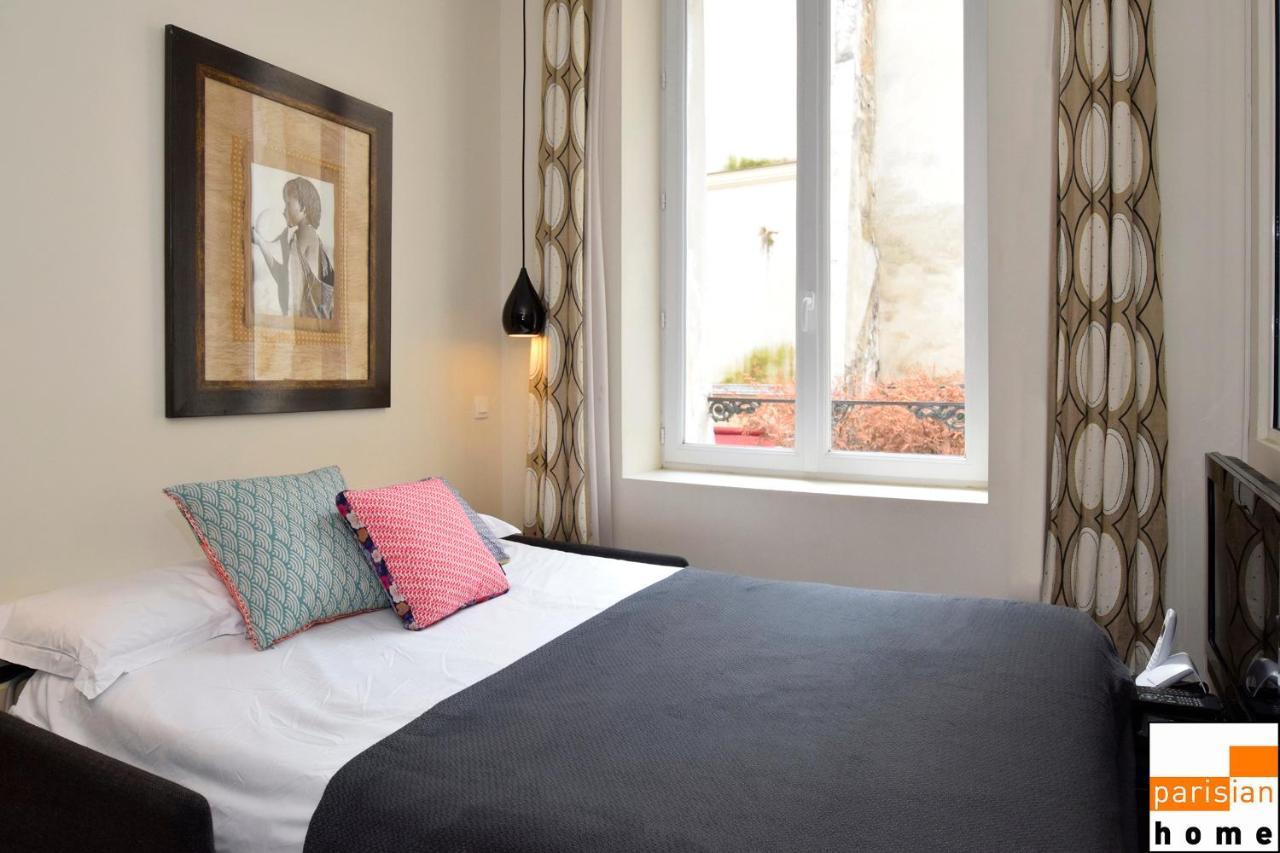 102201 - A Charming Setting For 4 People In Montorgueil Apartment *