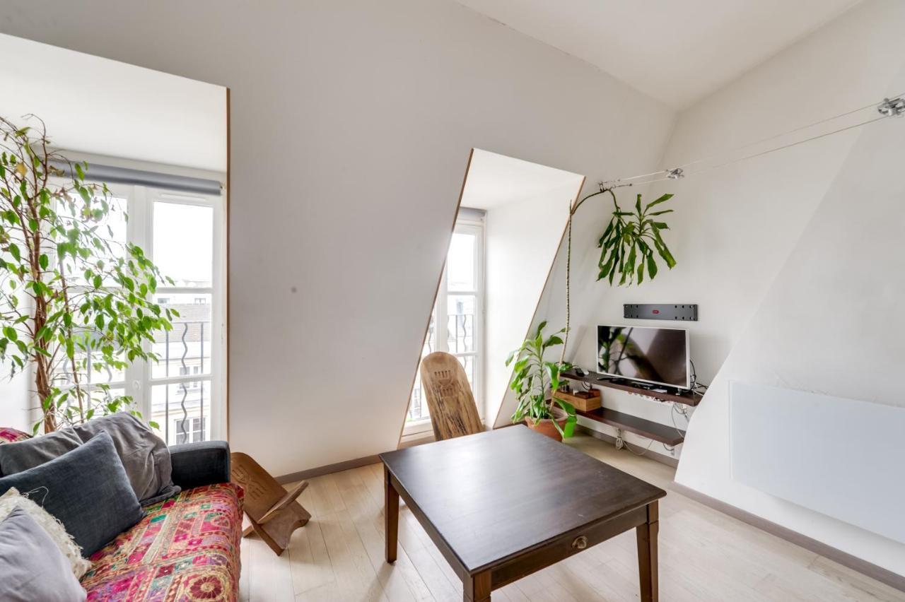 Apartment 1st - Chatelet Les Halles - Rue Ferronnerie - Id 161 *