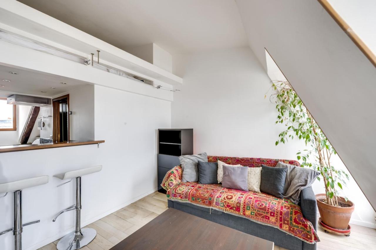 Apartment 1st - Chatelet Les Halles - Rue Ferronnerie - Id 161 Paris