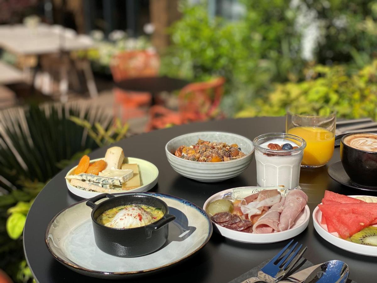 Tribe Batignolles Hotel 4*