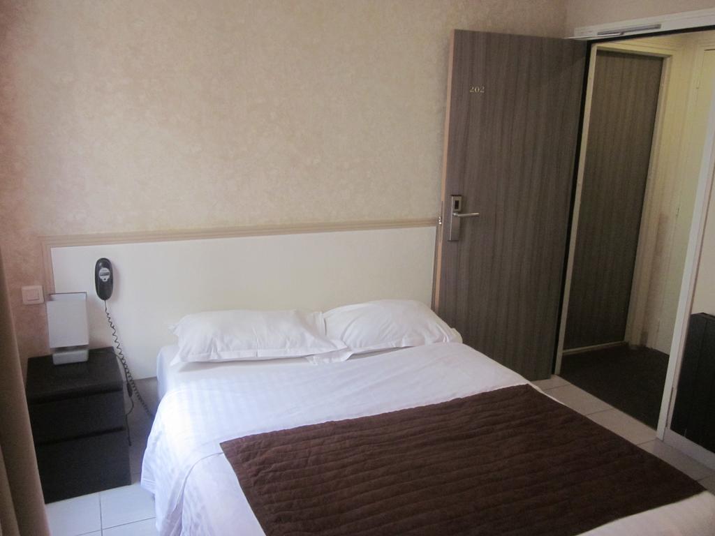 Lecluse Hotel 3*