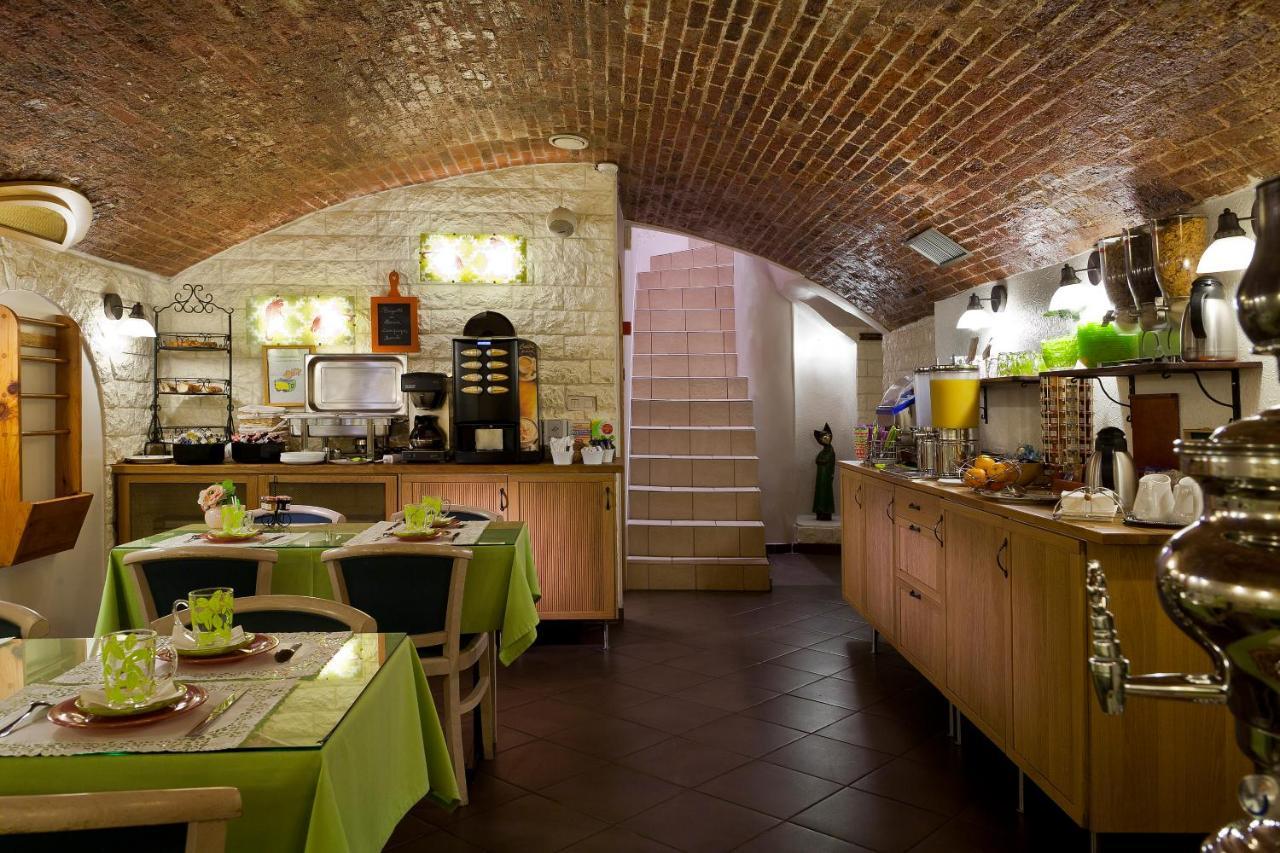 Aurore Gare De Lyon Hotel