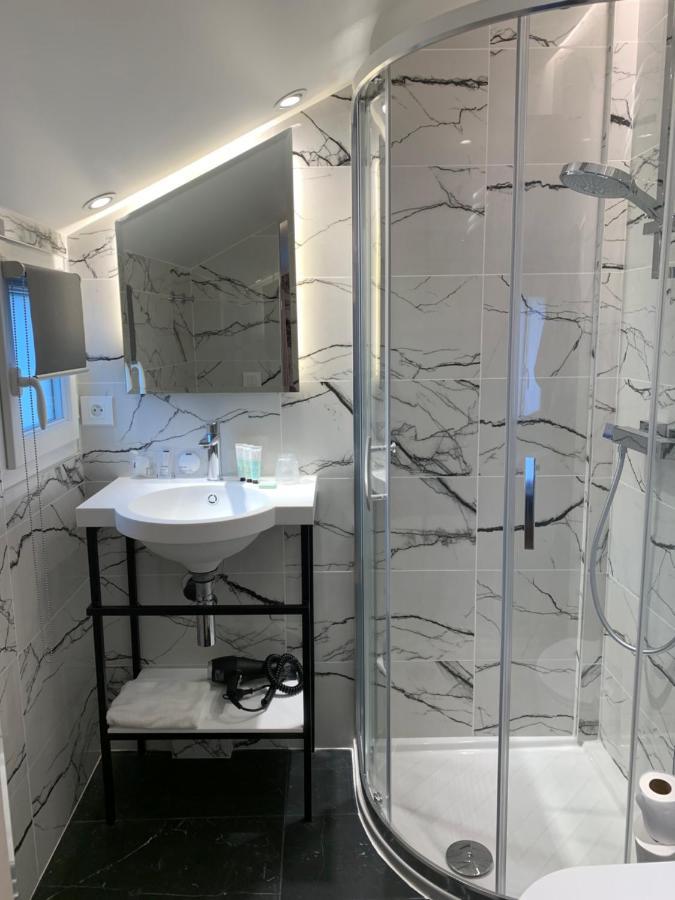 La Canopée Hotel 3*